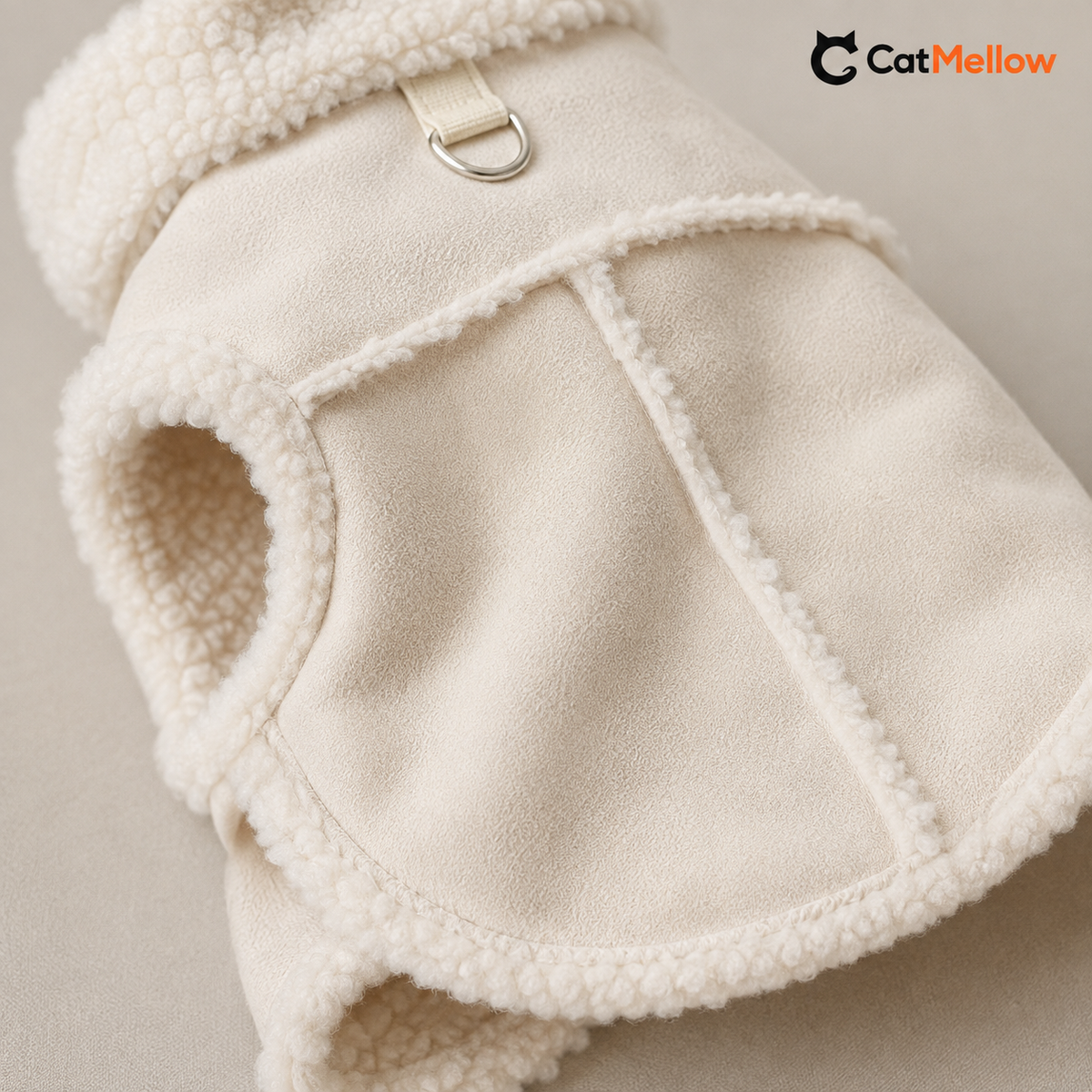 White dog vest fleece edging and central back seam detail.